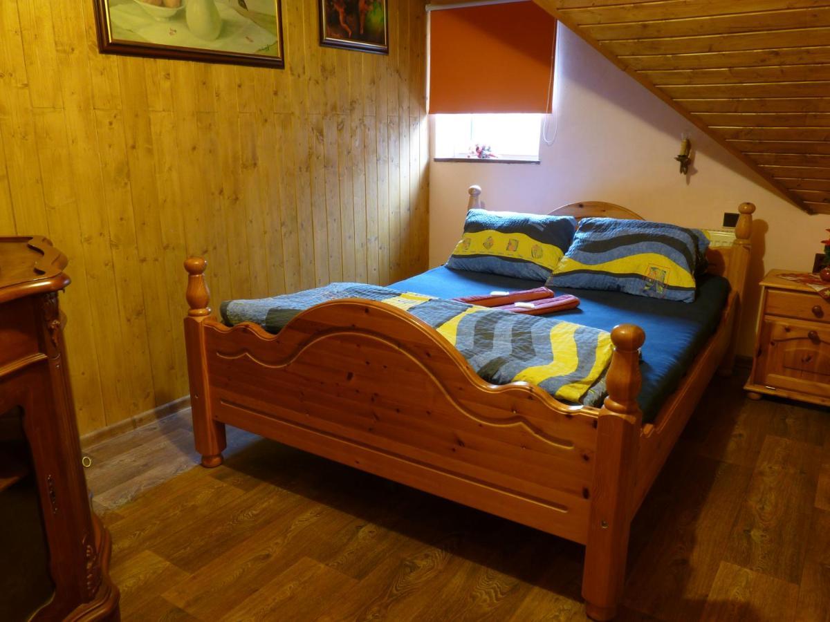 Prostřední Bečva Penzion Obora מראה חיצוני תמונה